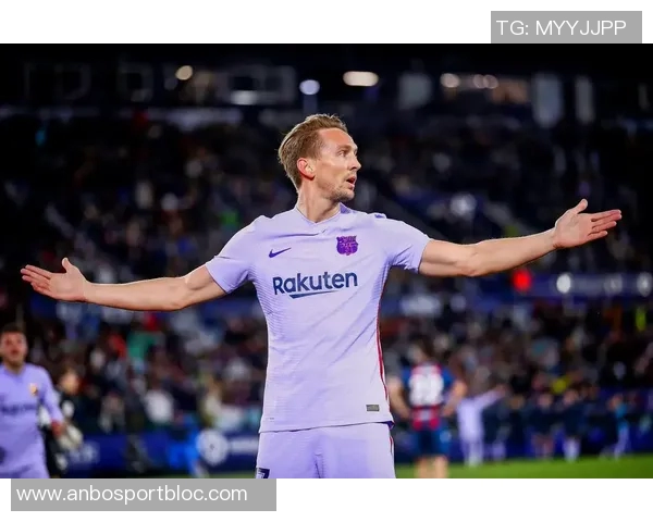 佩德里分享趣事：比赛日刮胡子成母亲的强制要求让我倍感压力