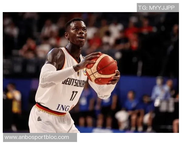 德天空报道门兴与尤伦迪奇接触施罗德仍为首选教练人选 德天空报道门兴与尤伦迪奇接触施罗德仍为首选教练人选