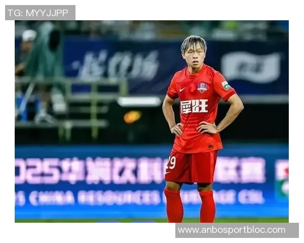 国安新援茹子楠与邓捷夫加盟助力球队防线升级